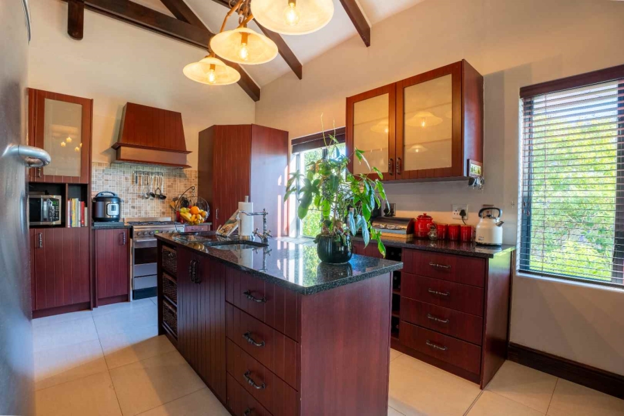 4 Bedroom Property for Sale in Croydon Western Cape